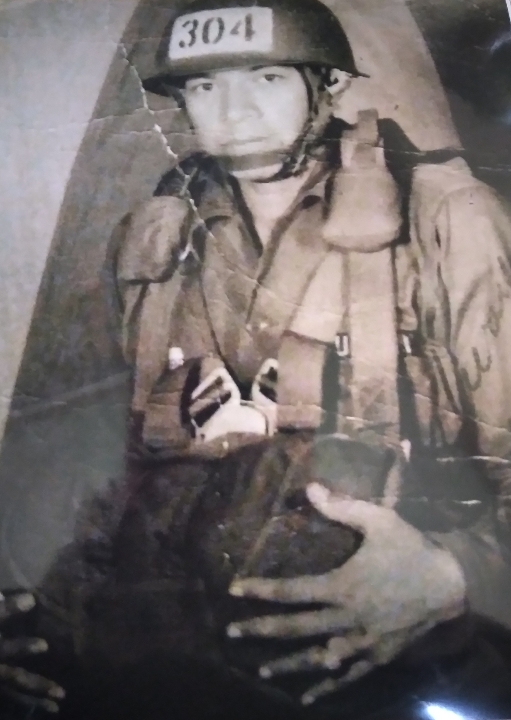 Lalo Teniente, US Army Airborne Paratrooper, 1968 Vietnam
